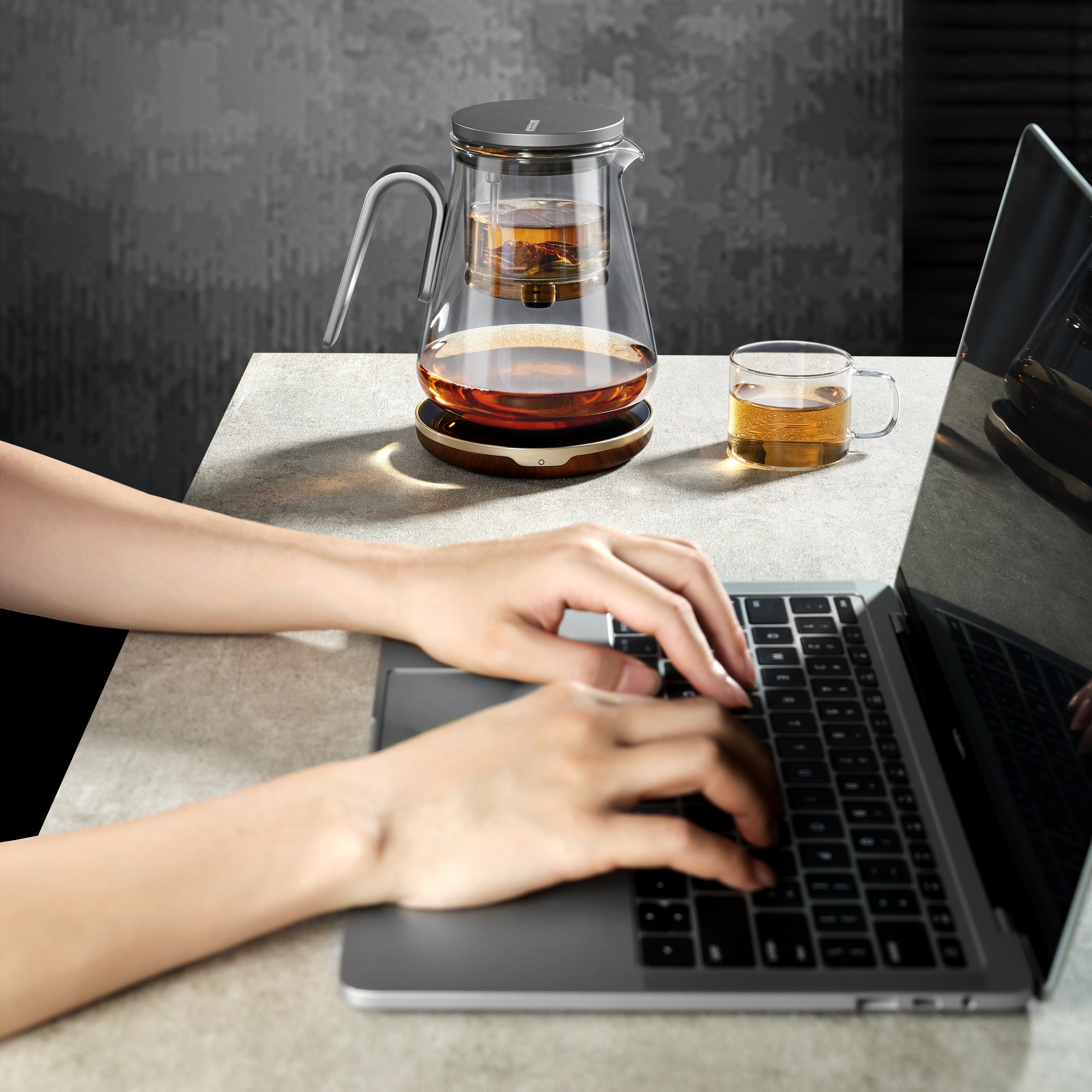 Trilliant Silver tea maker (800 ml)